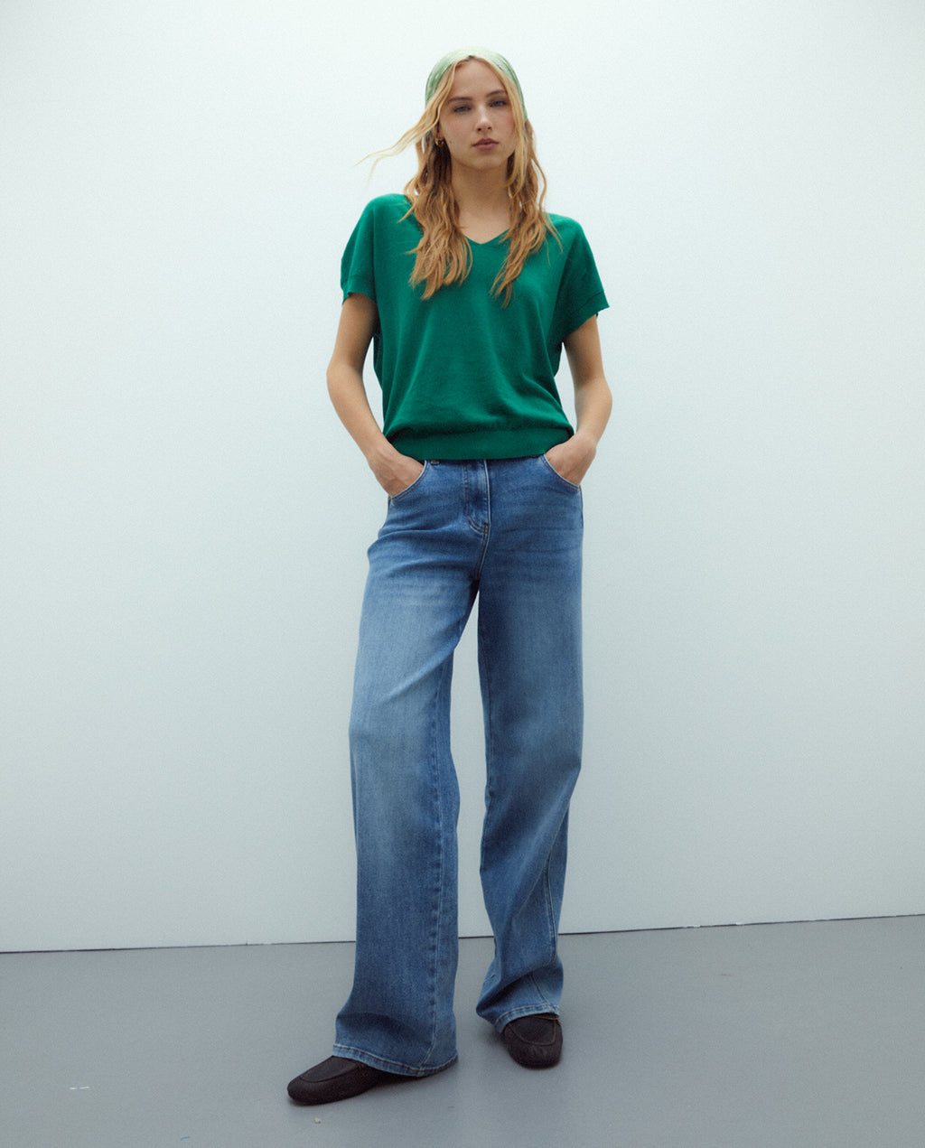 Jersey de mujer cuello pico manga corta