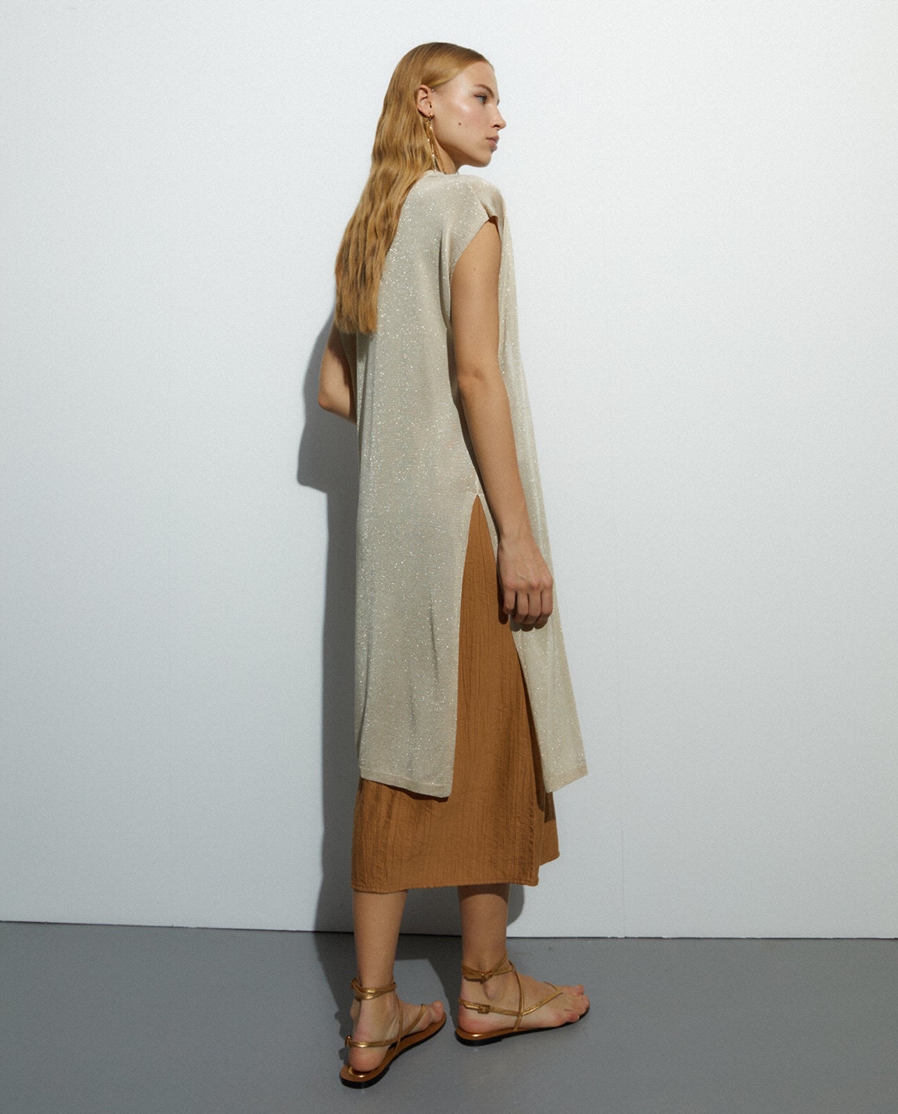 Chaleco largo de mujer en punto