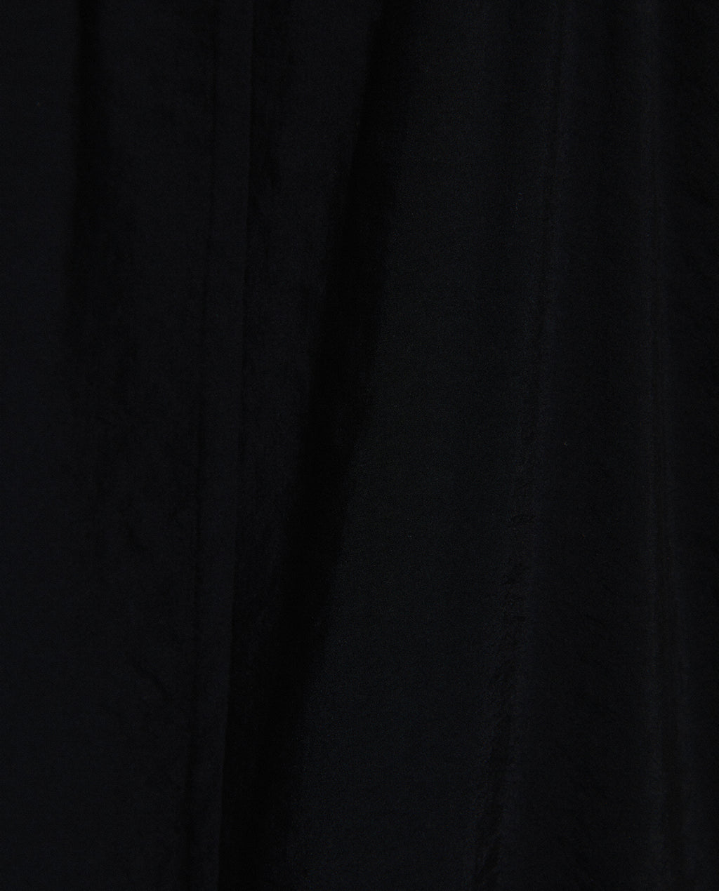 Vestido midi cuello pico sin mangas