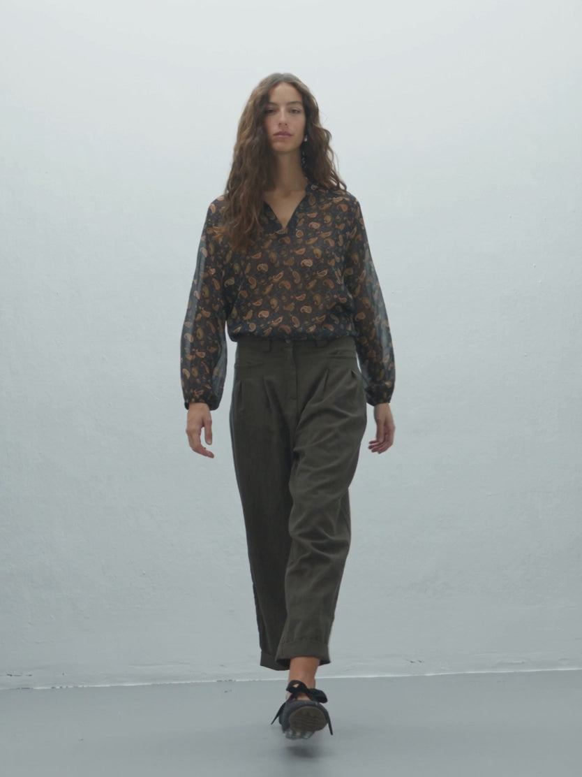 Blusa de mujer estampada cuello mao manga larga