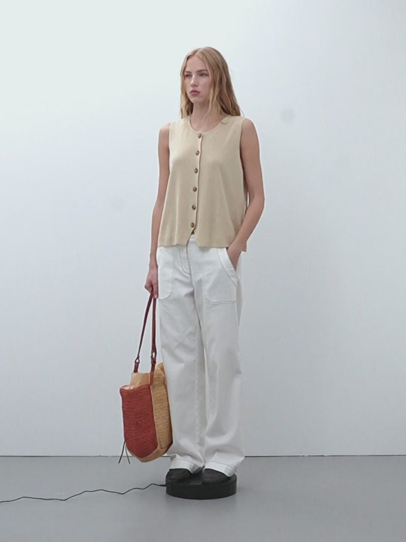 Chaleco de mujer en punto liso cuello redondo