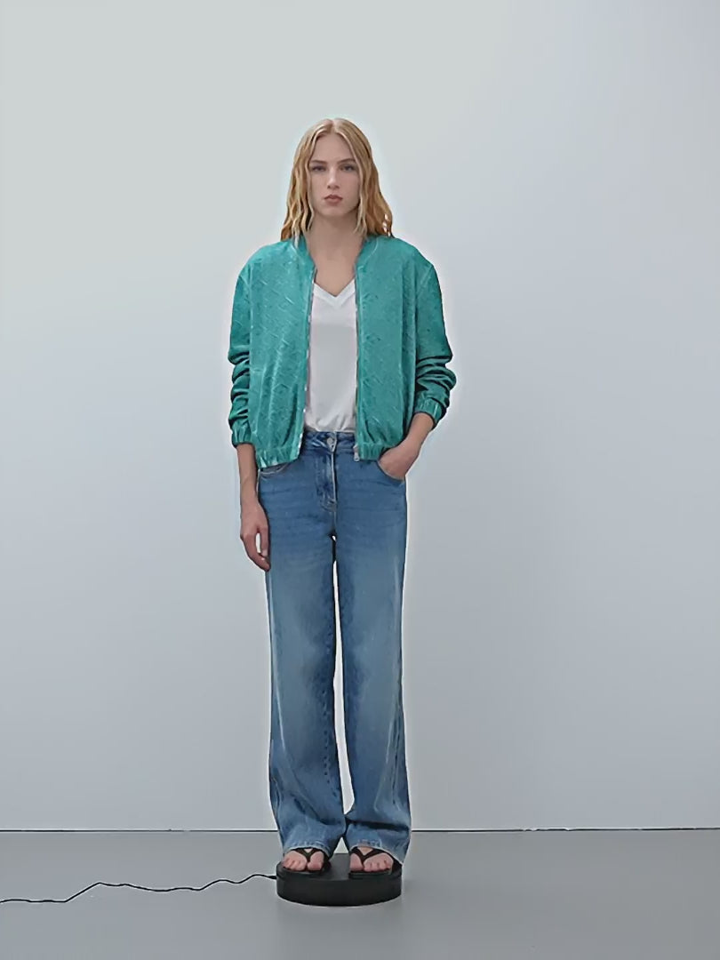 Chaqueta de mujer tipo bomber en punto jaquard