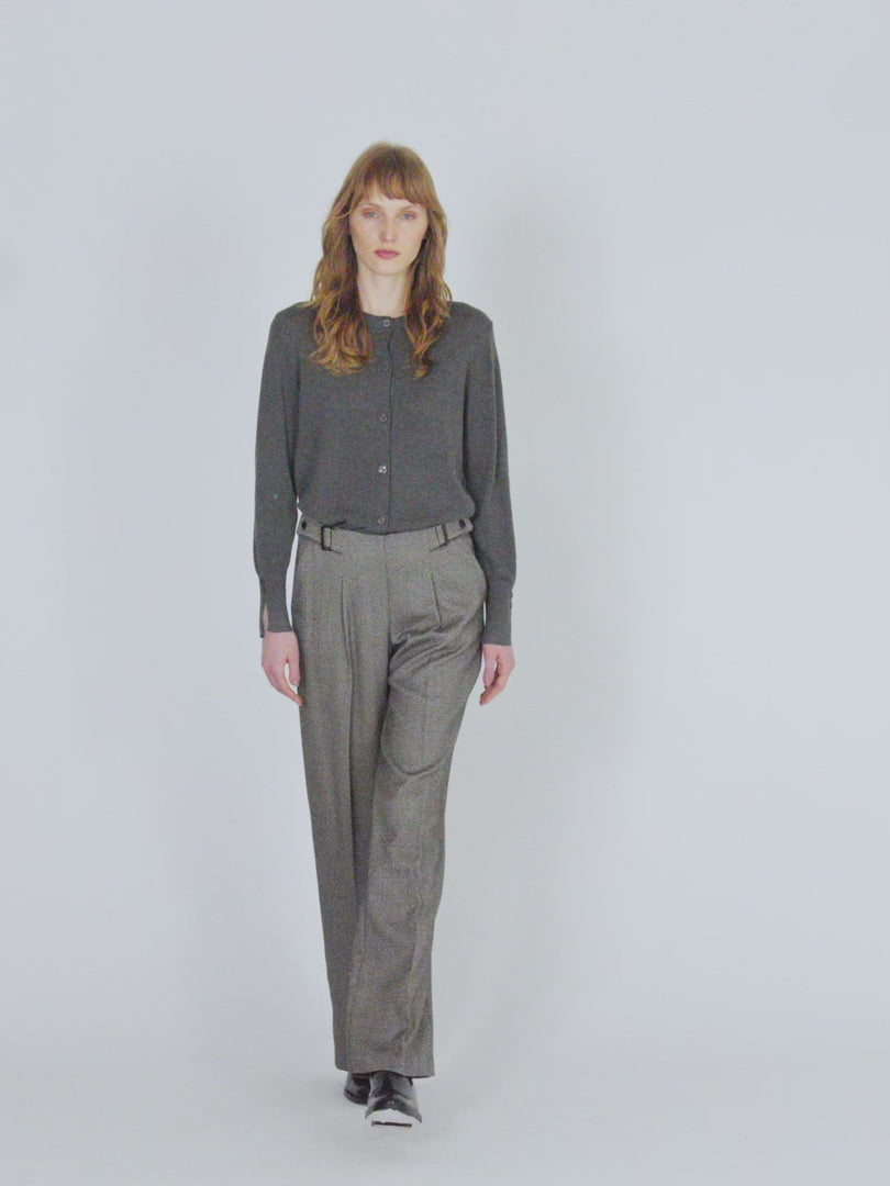 Pantalón de mujer ancho con pinzas de tiro alto