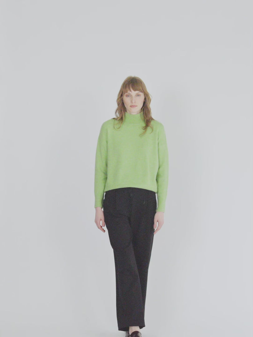 Pantalón ancho de mujer de punto con pinzas