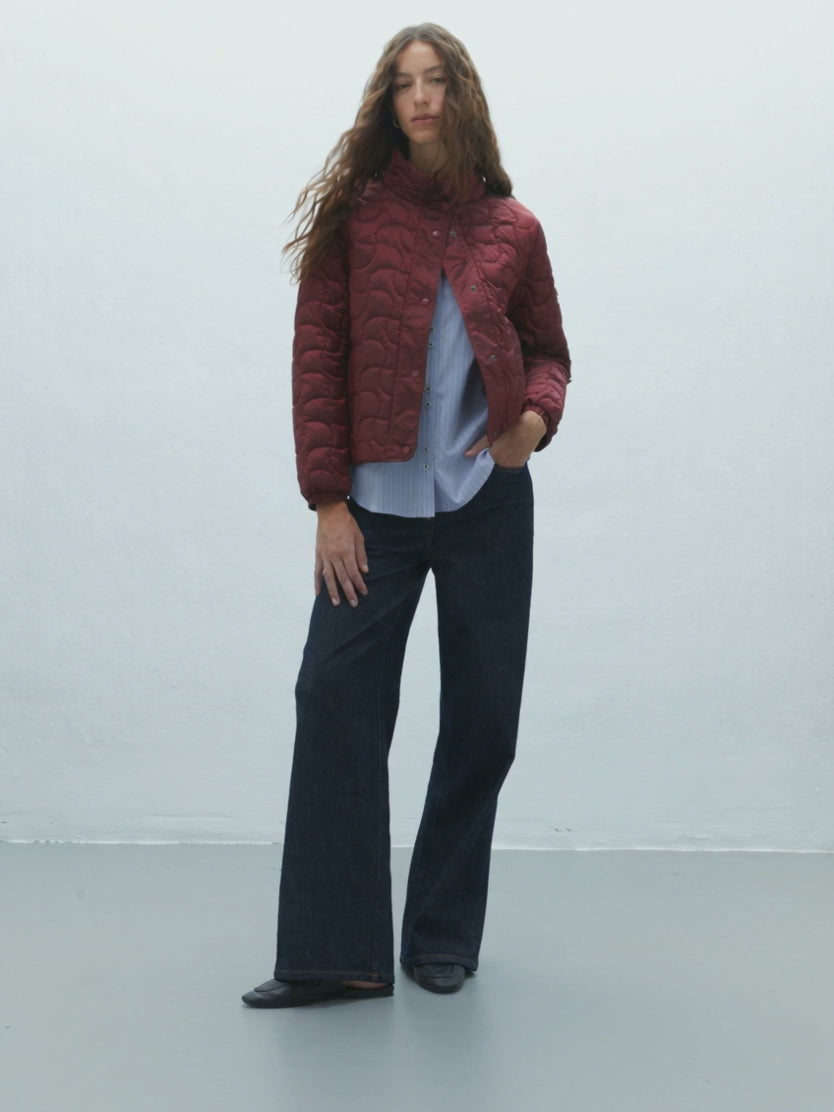 Parka corta de mujer ligera