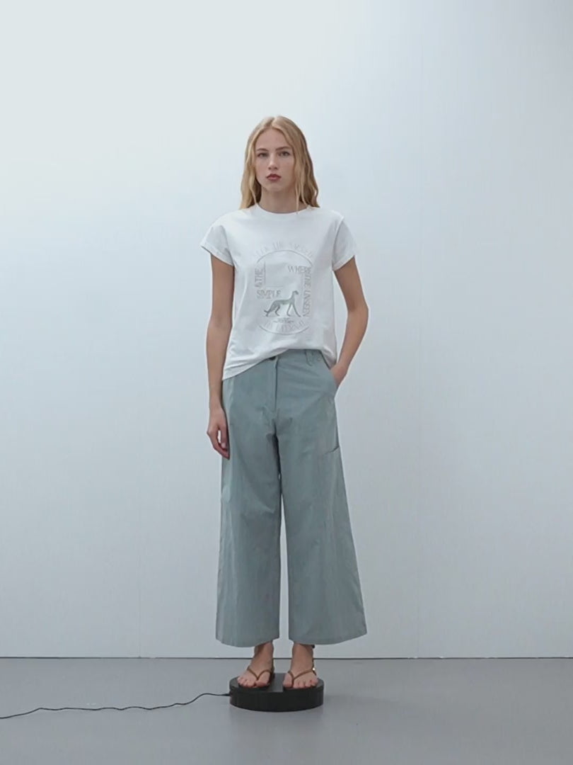 Camiseta de mujer cuello redondo dibujo frontal